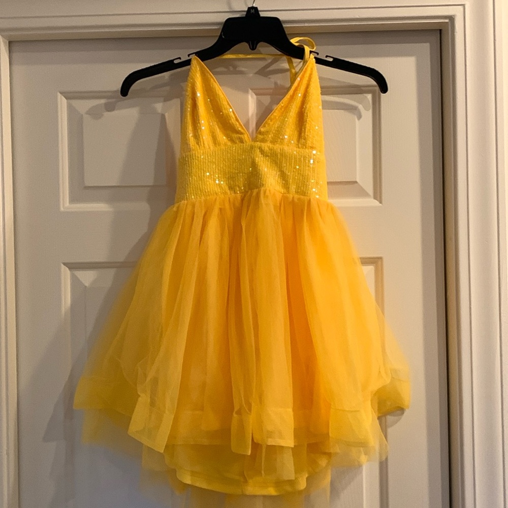 Faeriesty spag strap a line party dress. Size medium. Size chart in photos.